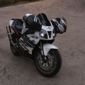 Meet your Posher, Bryant